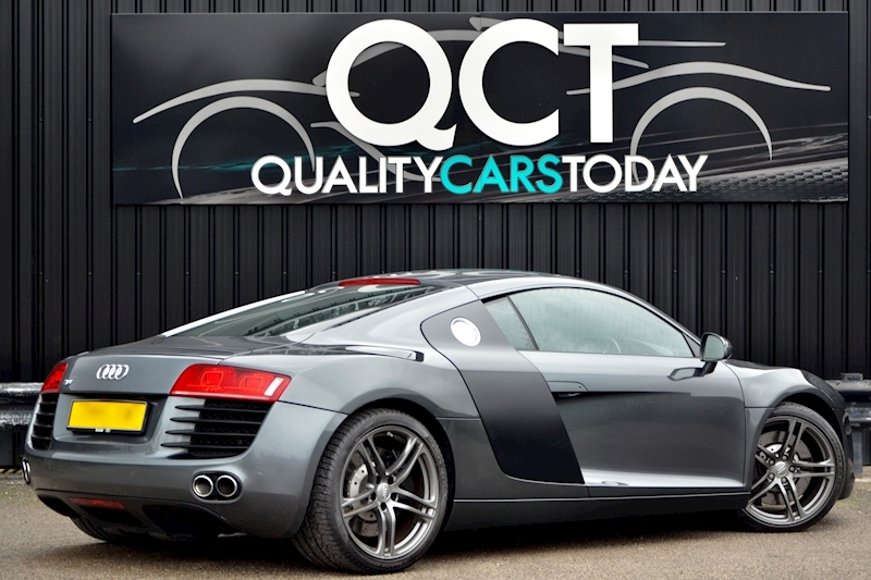 Audi R8 4.2 V8 Manual Rare Manual + 2 Former Keepers + Full Service History Image 10