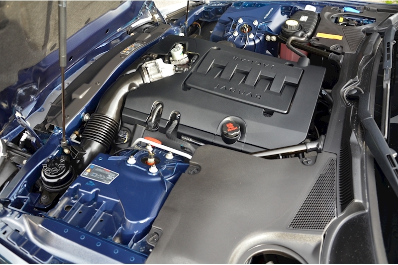 Jaguar XK 4.2 V8 Convertible 2dr Petrol Auto Euro 4 (300 ps) Image 35