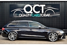 Audi RS4 Avant Audi Warranty + Sports Pack + Driver Assistance Pack + B&O + Carbon Interior + Carbon Engine Bay - Thumb 8