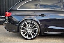 Audi RS4 Avant Audi Warranty + Sports Pack + Driver Assistance Pack + B&O + Carbon Interior + Carbon Engine Bay - Thumb 35