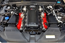 Audi RS4 Avant Audi Warranty + Sports Pack + Driver Assistance Pack + B&O + Carbon Interior + Carbon Engine Bay - Thumb 45