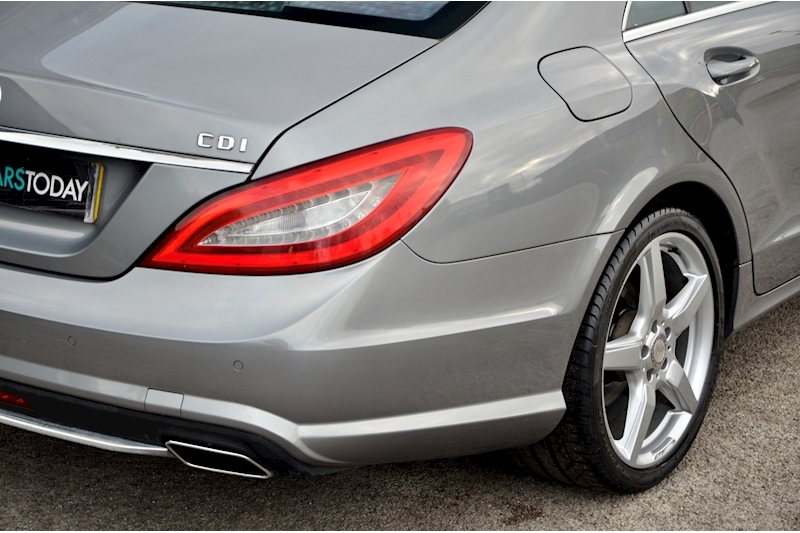 Mercedes-Benz CLS 350 Sport 1 Owner + Full MB Dealer History + Luxury Pack + Sunroof Image 14