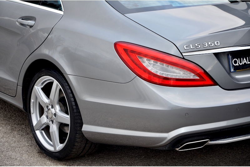 Mercedes-Benz CLS 350 Sport 1 Owner + Full MB Dealer History + Luxury Pack + Sunroof Image 22