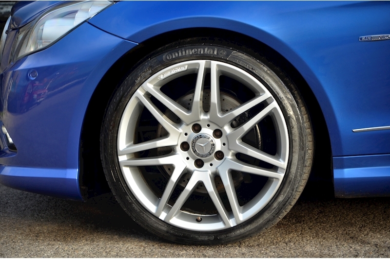 Mercedes-Benz E350 Sport Convertible Designo Mauritius Blue + Air Scarf + Heated Seats + 19 inch wheels Image 31