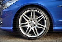 Mercedes-Benz E350 Sport Convertible Designo Mauritius Blue + Air Scarf + Heated Seats + 19 inch wheels - Thumb 31
