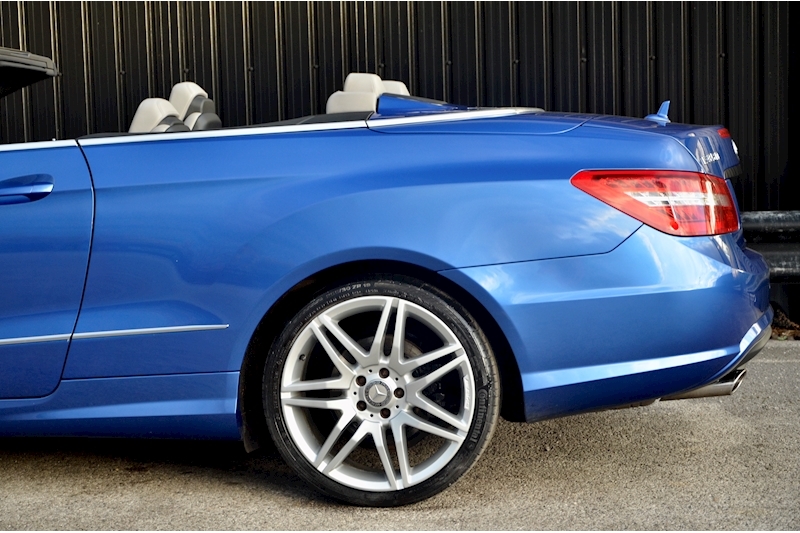 Mercedes-Benz E350 Sport Convertible Designo Mauritius Blue + Air Scarf + Heated Seats + 19 inch wheels Image 29
