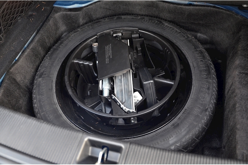 Mercedes-Benz E350 Sport Convertible Designo Mauritius Blue + Air Scarf + Heated Seats + 19 inch wheels Image 36