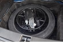 Mercedes-Benz E350 Sport Convertible Designo Mauritius Blue + Air Scarf + Heated Seats + 19 inch wheels - Thumb 36