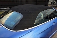 Mercedes-Benz E350 Sport Convertible Designo Mauritius Blue + Air Scarf + Heated Seats + 19 inch wheels - Thumb 38