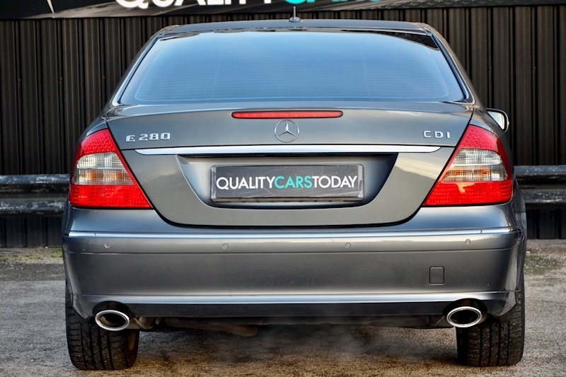 Mercedes-Benz E280 CDI Avantgarde 1 Owner from New + Full Service History Image 4