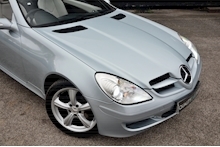 Mercedes-Benz SLK 280 SLK 280 3.0 V6 Automatic - Thumb 7