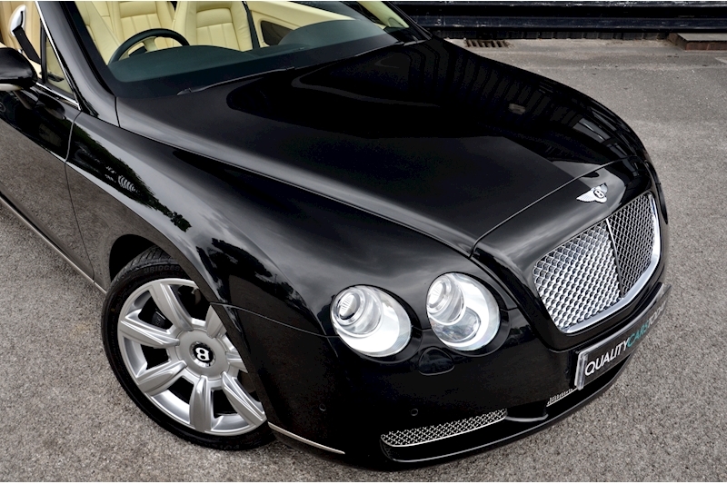 Bentley Continental GTC 3 Former Keepers + Full Service History + Bentley Cover Image 4