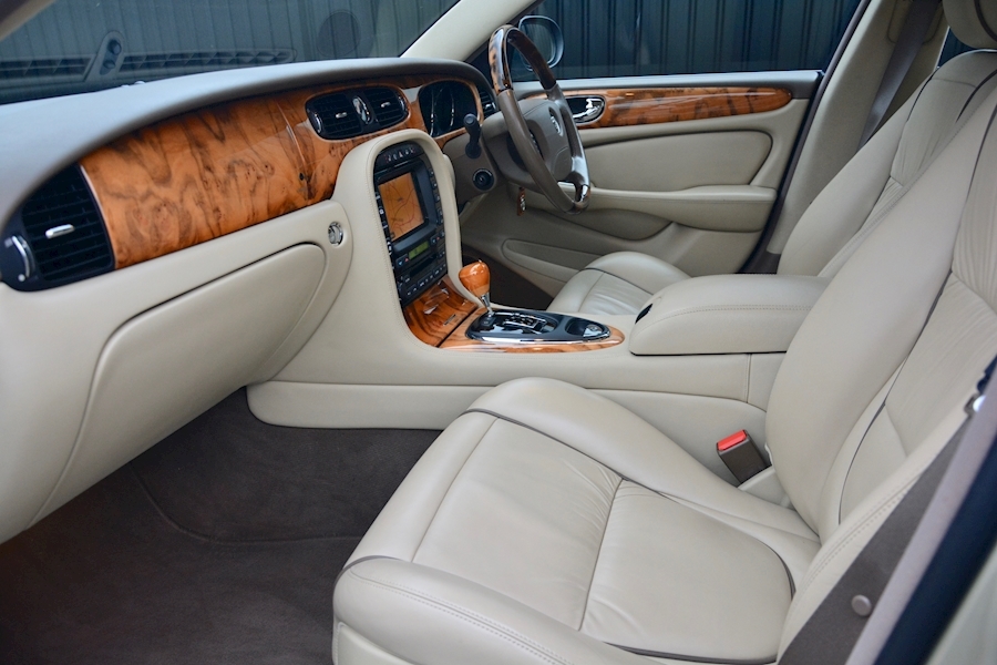 Jaguar Xj 2.7 TDVI Sovereign Full Jaguar History + Rare Specification Image 2