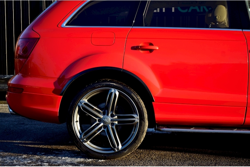 Audi Q7 S Line Plus Audi Exclusive Interior  + Over £10k Cost Options Image 27