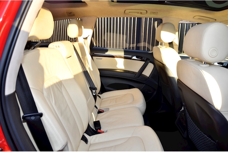 Audi Q7 S Line Plus Audi Exclusive Interior  + Over £10k Cost Options Image 47