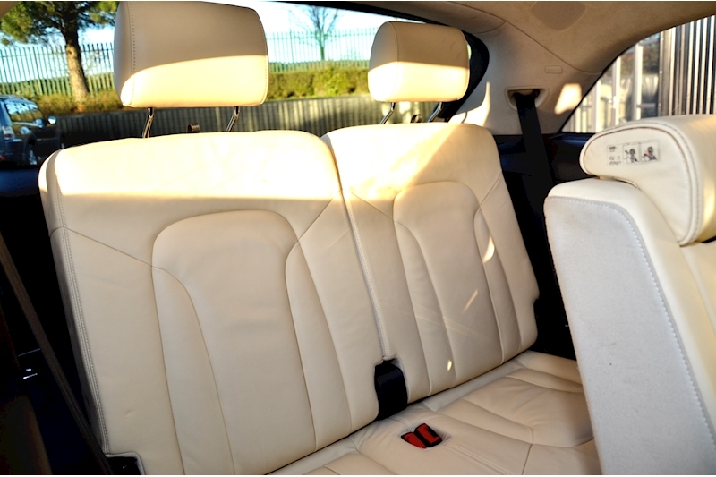 Audi Q7 S Line Plus Audi Exclusive Interior  + Over £10k Cost Options Image 49