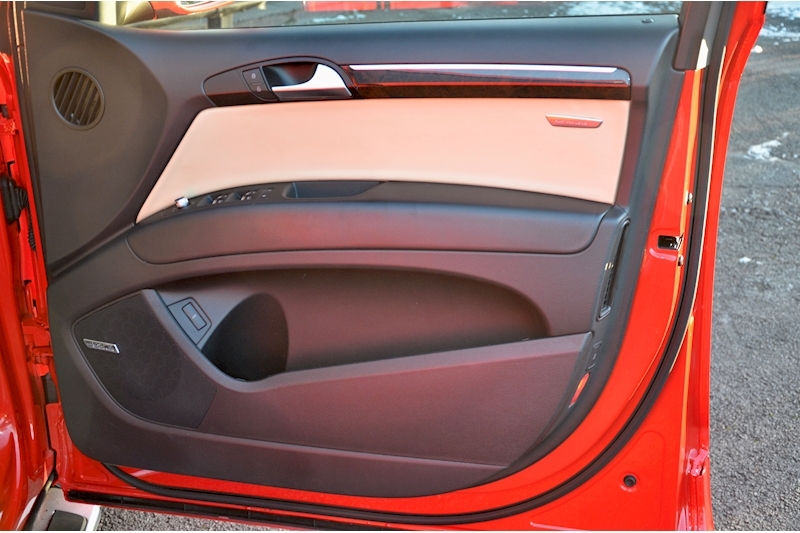 Audi Q7 S Line Plus Audi Exclusive Interior  + Over £10k Cost Options Image 44
