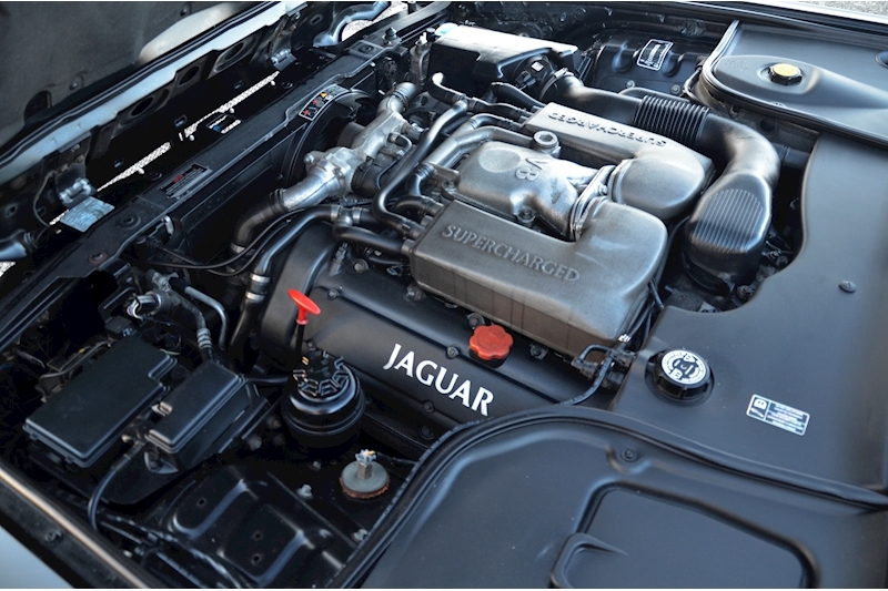 2001 Jaguar XJR in Armagh, Royaume-Uni - A vendre | Car & Classic