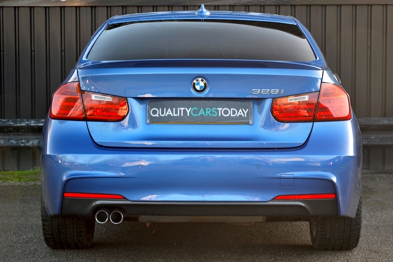 BMW 328i M Sport 328i M Sport Manual Image 4