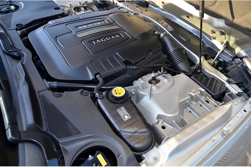 Jaguar XK 5.0 V8 Portfolio Convertible 2dr Petrol Auto Euro 5 (385 ps) Image 44