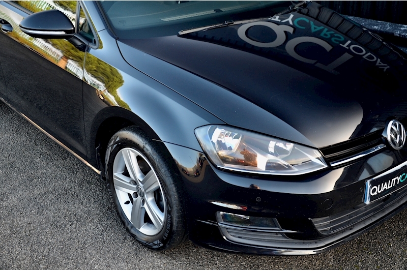 Volkswagen Golf 2.0 TDI DSG Panoramic Roof + 1 Former Keeper + Full VW Main Dealer History Image 14