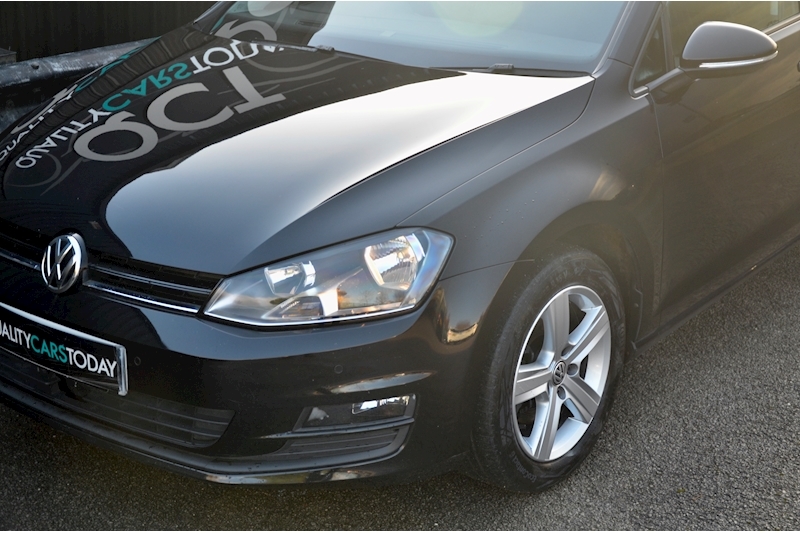 Volkswagen Golf 2.0 TDI DSG Panoramic Roof + 1 Former Keeper + Full VW Main Dealer History Image 24