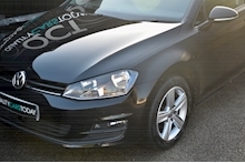 Volkswagen Golf 2.0 TDI DSG Panoramic Roof + 1 Former Keeper + Full VW Main Dealer History - Thumb 24