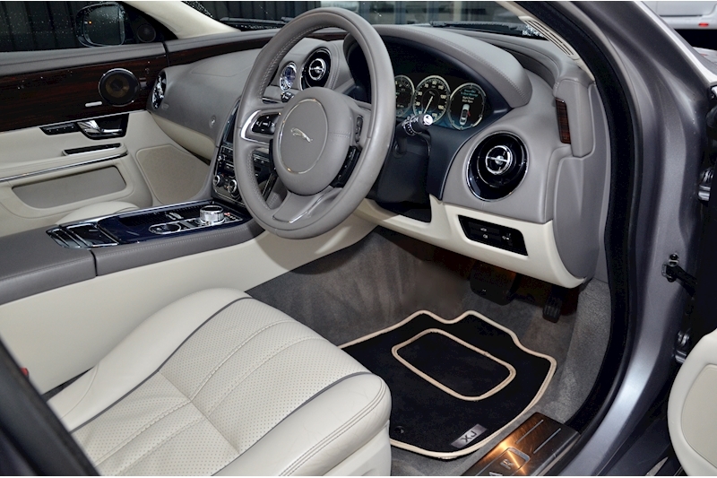 Jaguar XJ Portfolio High Specification + Exceptional Condition Image 6