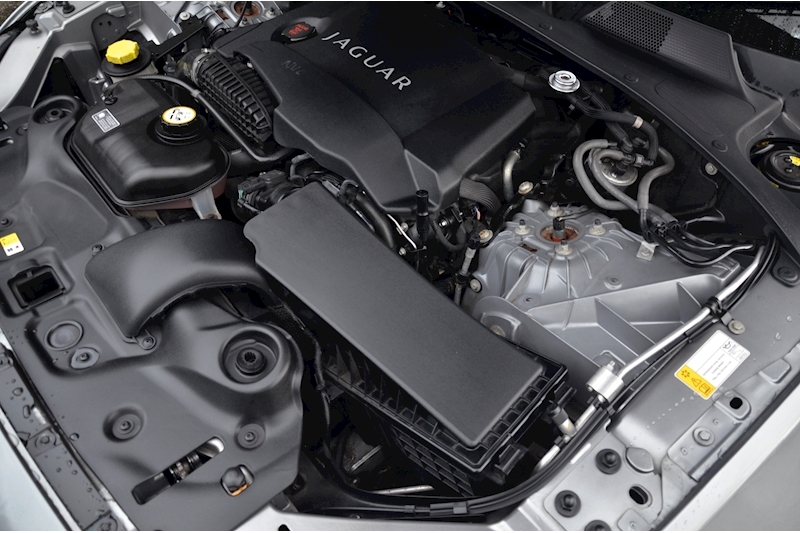 Jaguar XJ Portfolio High Specification + Exceptional Condition Image 48