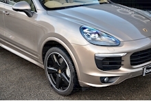 Porsche Cayenne S Over £22k Cost Options + 420 bhp + £90k Original List Price - Thumb 13