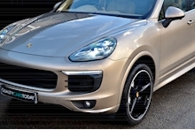 Porsche Cayenne S Over £22k Cost Options + 420 bhp + £90k Original List Price - Thumb 14