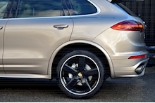 Porsche Cayenne S Over £22k Cost Options + 420 bhp + £90k Original List Price - Thumb 16