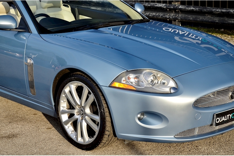 Jaguar XK 4.2 V8 Convertible 2dr Petrol Auto Euro 4 (300 ps) Image 18