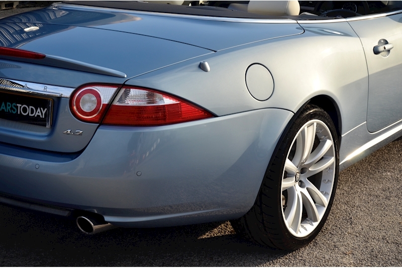 Jaguar XK 4.2 V8 Convertible 2dr Petrol Auto Euro 4 (300 ps) Image 15