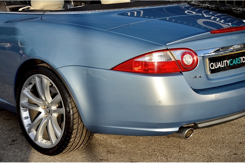 Jaguar XK 4.2 V8 Convertible 2dr Petrol Auto Euro 4 (300 ps) Image 23