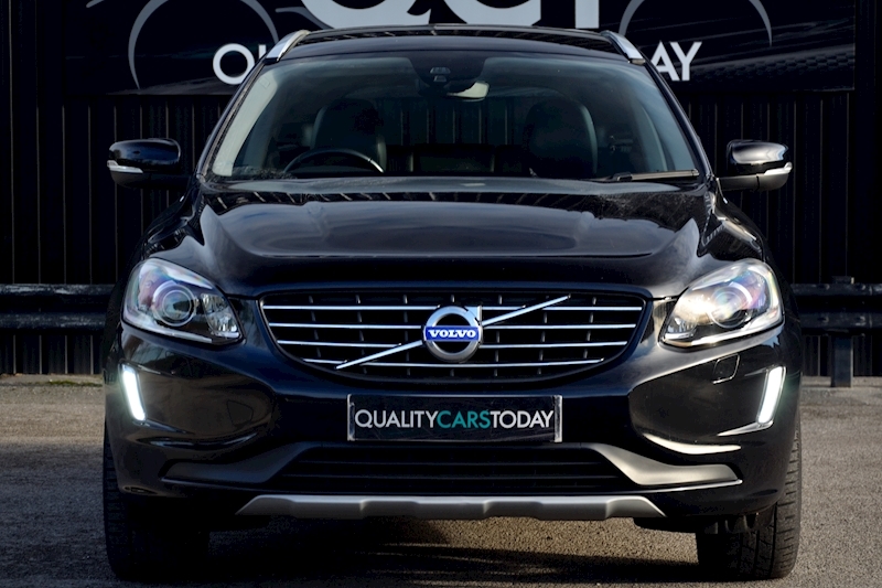 Volvo XC60 SE Lux Nav AWD + 1 Former Keeper + Full Service History Image 3
