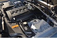 Jaguar XK 4.2 V8 Coupe 2dr Petrol Auto Euro 4 (300 ps) - Thumb 19
