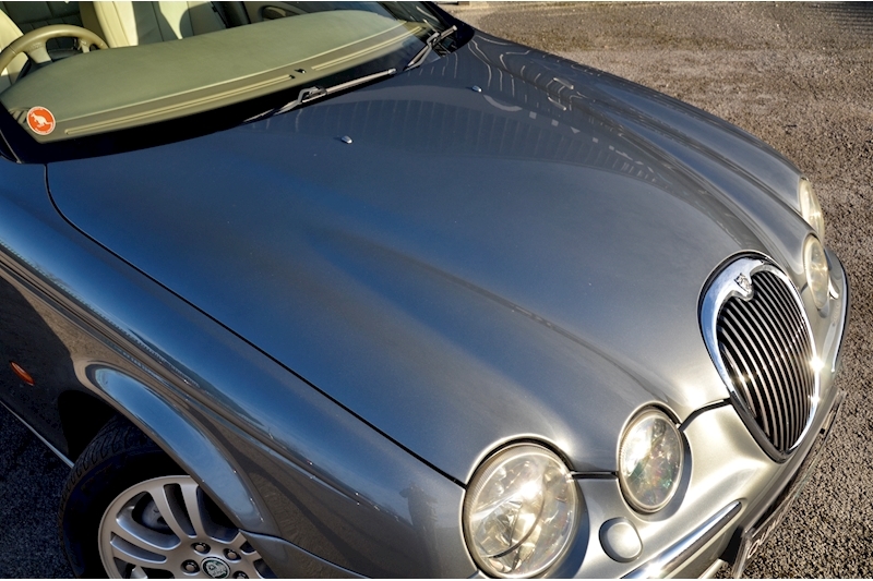 Jaguar S-Type SE 2.5 V6 Automatic + Just 44k Miles + Outstanding Throughout Image 8