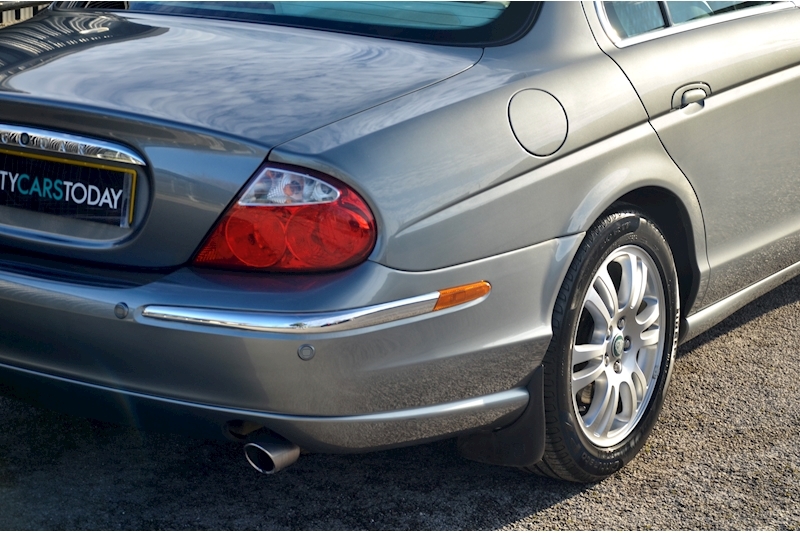 Jaguar S-Type SE 2.5 V6 Automatic + Just 44k Miles + Outstanding Throughout Image 13