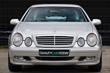 Mercedes-Benz CLK 320 Avantgarde Just 31k Miles + Genuine AMG Wheels + Truly Outstanding Condition - Thumb 3