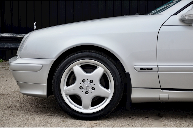 Mercedes-Benz CLK 320 Avantgarde Just 31k Miles + Genuine AMG Wheels + Truly Outstanding Condition Image 47