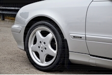 Mercedes-Benz CLK 320 Avantgarde Just 31k Miles + Genuine AMG Wheels + Truly Outstanding Condition - Thumb 50