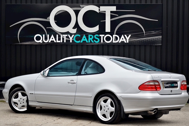 Mercedes-Benz CLK 320 Avantgarde Just 31k Miles + Genuine AMG Wheels + Truly Outstanding Condition Image 6