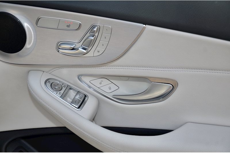 Mercedes-Benz C250d AMG Line Premium Panoramic Roof + Airmatic Dynamic Handling Pack + Reverse Cam Image 16