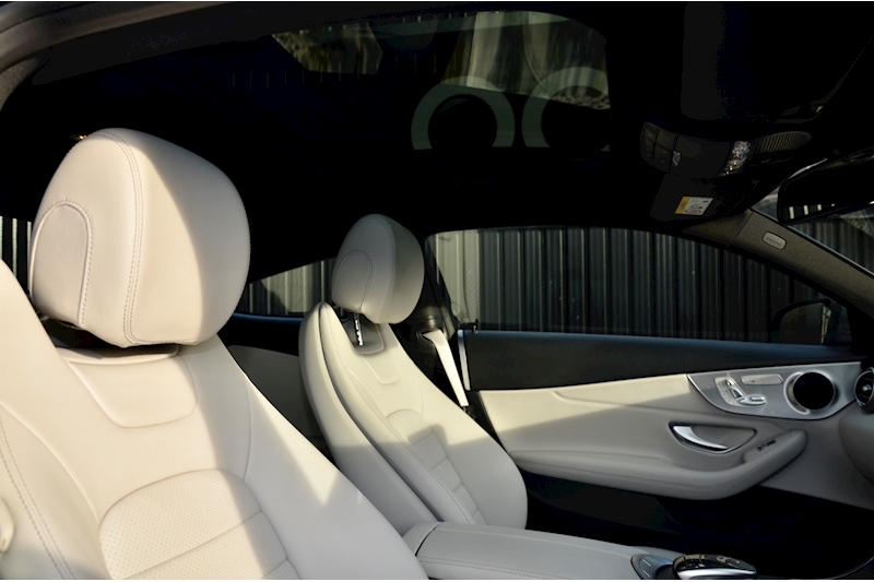 Mercedes-Benz C250d AMG Line Premium Panoramic Roof + Airmatic Dynamic Handling Pack + Reverse Cam Image 7