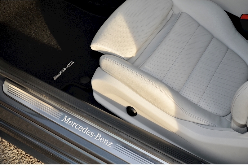 Mercedes-Benz C250d AMG Line Premium Panoramic Roof + Airmatic Dynamic Handling Pack + Reverse Cam Image 35