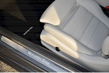 Mercedes-Benz C250d AMG Line Premium Panoramic Roof + Airmatic Dynamic Handling Pack + Reverse Cam - Thumb 35