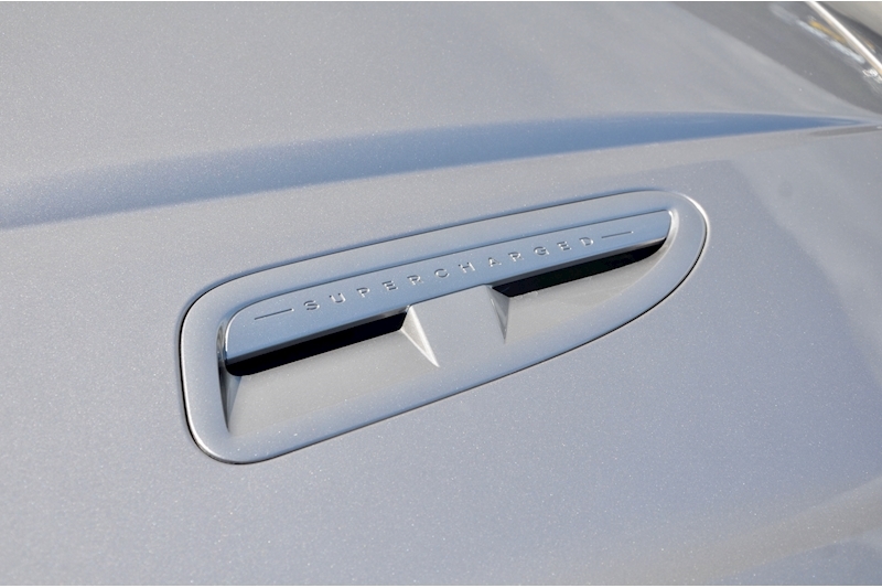 Jaguar XKR 4.2 V8 Supercharged + Full Jaguar Main Dealer History + Outstanding Condition Image 9