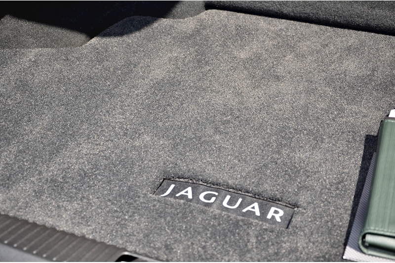Jaguar XKR 4.2 V8 Supercharged + Full Jaguar Main Dealer History + Outstanding Condition Image 14