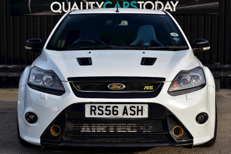 Ford Focus 2.5 RS Hatchback 3dr Petrol Manual (225 g/km, 301 bhp) Image 3